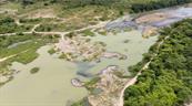 Entre maquinarias y arena: as&iacute; va el rescate de un tramo del r&iacute;o Haina