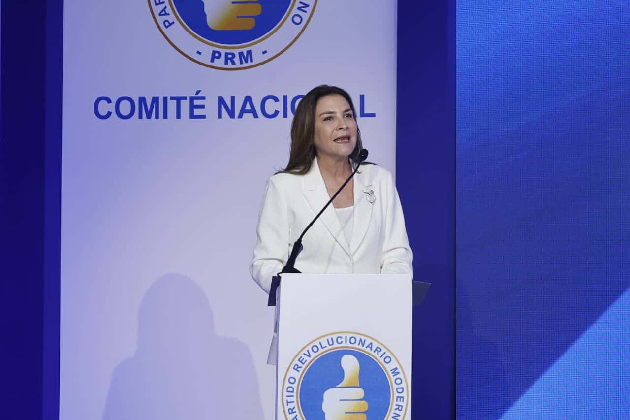 La alcaldesa del Distrito Nacional y secretaria general del PRM, Carolina Mej&iacute;a.
