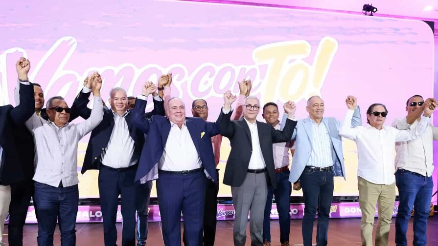 Charlie Mariotti declina su aspiración presidencial y respalda el proyecto de Gonzalo Castillo Charlie Mariotti declina su aspiración presidencial y respalda el proyecto de Gonzalo Castillo