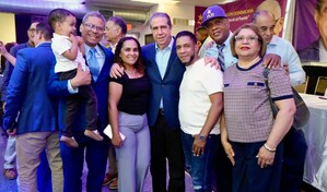 Francisco Javier Garc&iacute;a juramenta equipos de trabajo en Pensilvania y Nueva Jersey