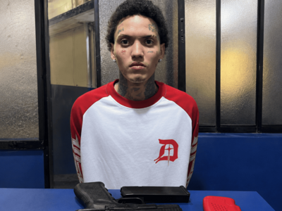 Onguito Wa detenido por portar pistola Glock 19 en San Cristóbal