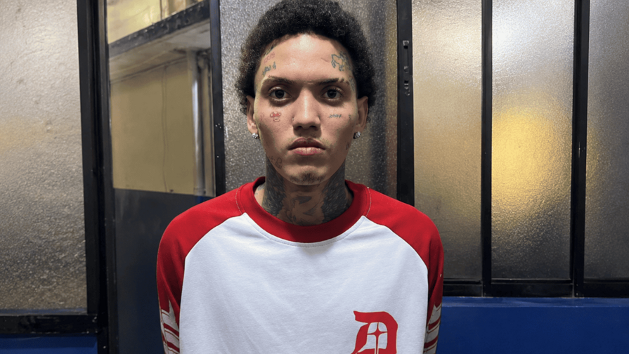 San Cristóbal: Onguito Wa fue apresado junto a otro hombre con un arma ilegal San Cristóbal: Onguito Wa fue apresado junto a otro hombre con un arma ilegal