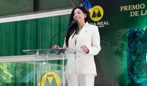 Yeni Berenice Reynoso propone contrato social por una sociedad m&aacute;s justa
