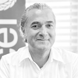 Carlos Carrera