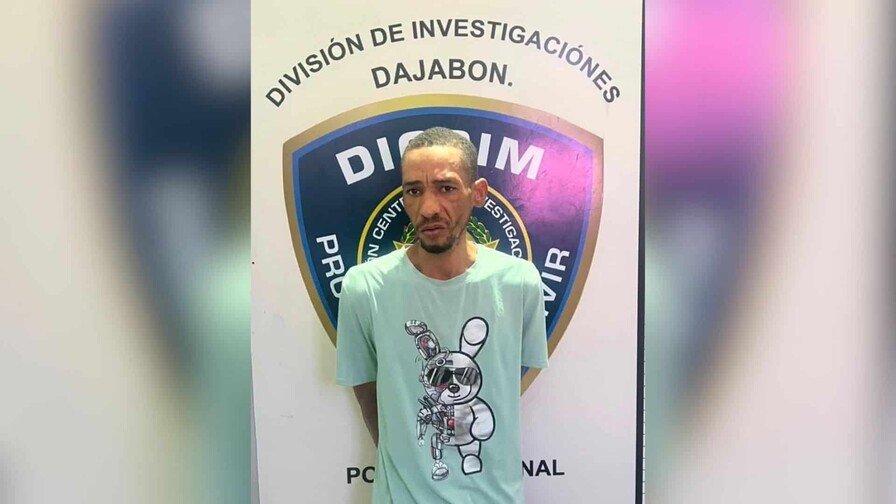 Cae uno de los implicados en asalto en Dajabón donde sustrajeron prendas por RD$1.8 millones Cae uno de los implicados en asalto en Dajabón donde sustrajeron prendas por RD$1.8 millones