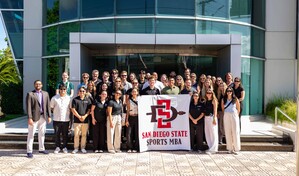 Banco BHD recibe visita académica de la Universidad de San Diego para conocer su alianza con MLB