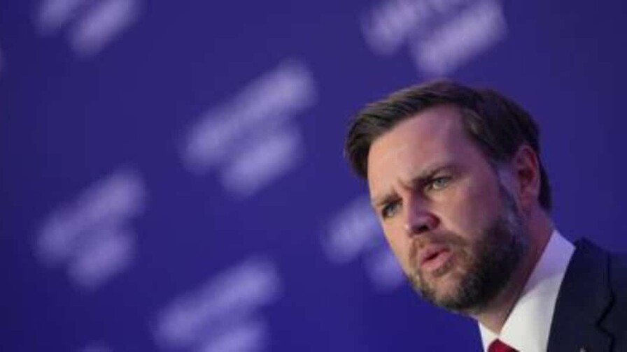 Vance dice que iraníes aceptaron invitar nuevamente a los inspectores del OIEA al país Vance dice que iraníes aceptaron invitar nuevamente a los inspectores del OIEA al país