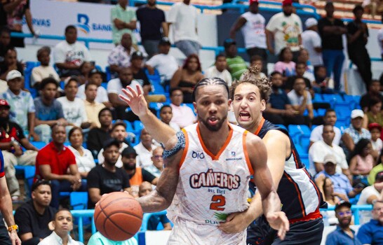 Yeison Colom&eacute; anot&oacute; 39 y lleva a los Ca&ntilde;eros a semifinales