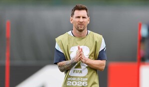 Este lunes, Messi busca ser el m&aacute;ximo goleador, el d&iacute;a del doblete de Maradona a los ingleses
