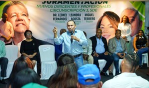 Radham&eacute;s Jim&eacute;nez afirma plan fiscal busca golpear al pueblo y mantener botellas