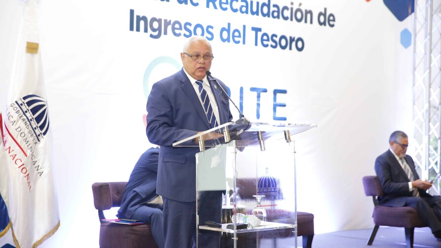 Ciudadanos pagaron RD$1,101 millones en servicios gubernamentales en primer semestre Ciudadanos pagaron RD$1,101 millones en servicios gubernamentales en primer semestre