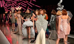La firma Alexander McQueen vuelve a Semana de la Moda de Londres tras 25 a&ntilde;os de ausencia