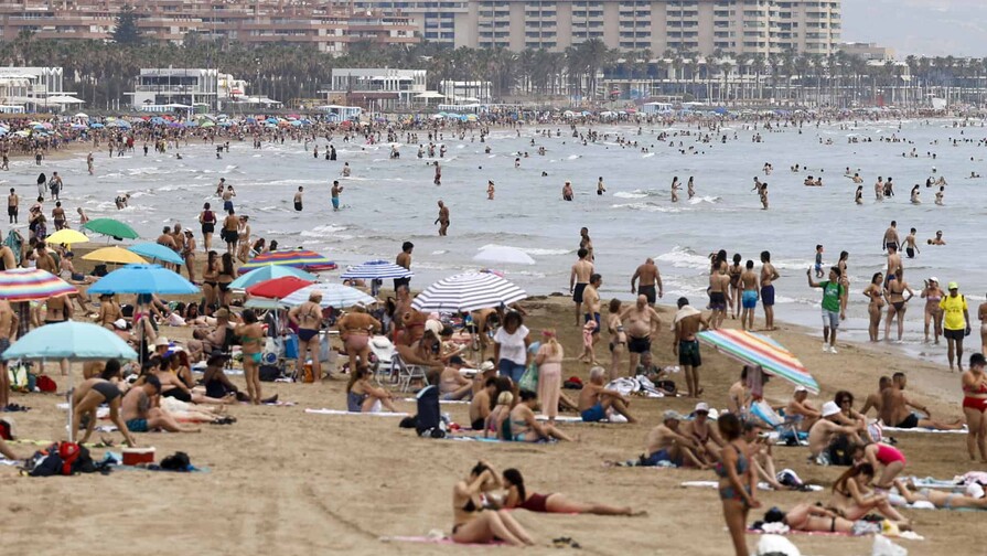 El calor pone en alerta a casi toda España El calor pone en alerta a casi toda España