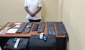 Apresan en Santiago a un haitiano-estadounidense cuando viajaba a Madrid con coca&iacute;na