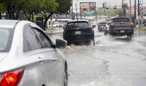 Pronostican chubascos dispersos y temperaturas calurosas para este martes