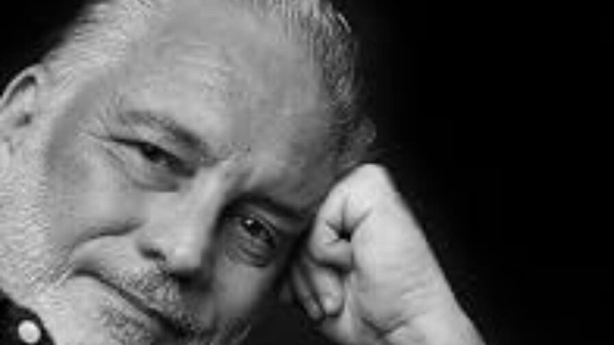 El beso del pez: nueva novela de Luis Arambilet ya disponible internacionalmente El beso del pez: nueva novela de Luis Arambilet ya disponible internacionalmente