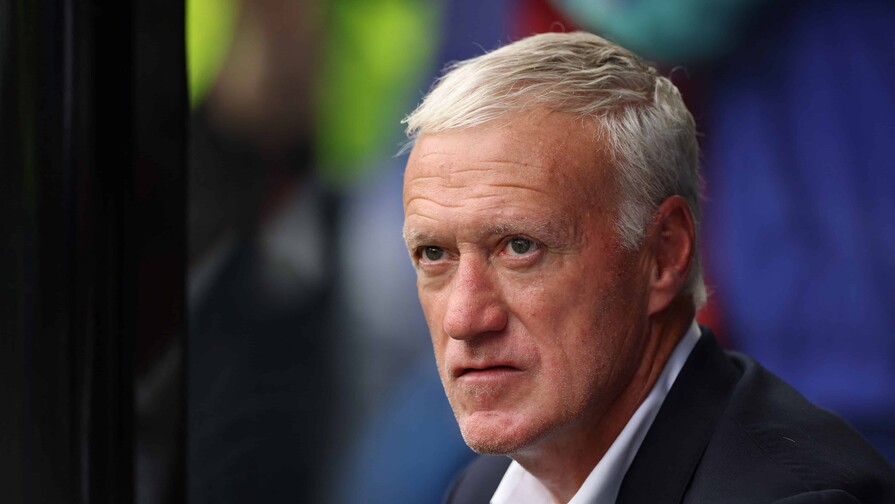 Deschamps regresa a Francia por la muerte de su madre y no dirigir&aacute; ante Noruega