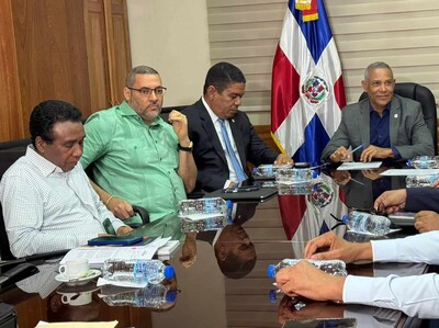 Reforma policial lleva siete meses atrapada y casi perime