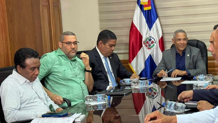 La reforma policial está a punto de morir estancada en una comisión del Senado La reforma policial está a punto de morir estancada en una comisión del Senado