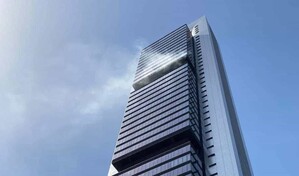 Desalojan en Madrid el segundo rascacielos m&aacute;s alto de Espa&ntilde;a por un incendio