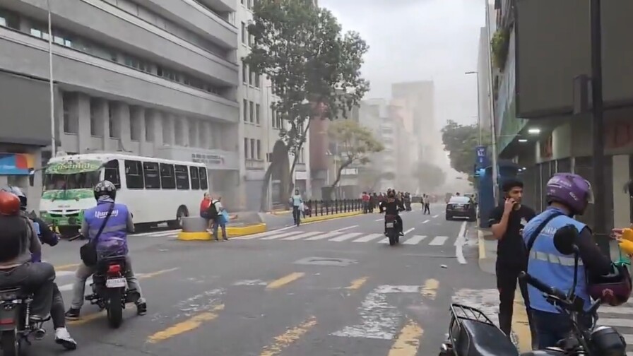 EE. UU. emite un aviso de tsunami para parte del Caribe tras un sismo en Venezuela