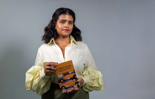 La joven escritora Farhina S&aacute;nchez convierte las rutas de concho en historias de identidad nacional
