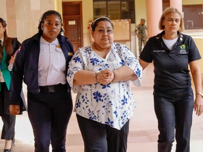 Imputada en caso Onco14 colaboraría con el MP, según abogado