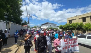 "Defender estas monta&ntilde;as es defender la vida: marchan contra explotaci&oacute;n en la cordillera Central