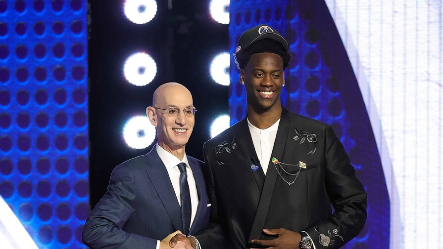 AJ Dybantsa es escogido por Wizards con el número uno del Draft de NBA AJ Dybantsa es escogido por Wizards con el número uno del Draft de NBA
