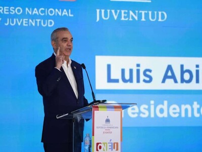 Abinader reitera que combatirá la corrupción “sea quien sea”