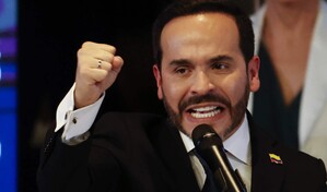 De la Espriella da un mes a los grupos armados colombianos para someterse a la justicia