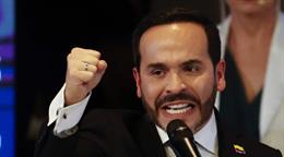 De la Espriella suspende la transici&oacute;n con Gobierno de Petro, que no reconoce su triunfo