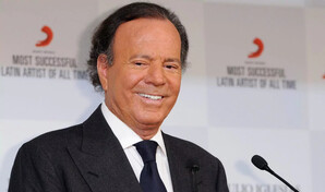 Julio Iglesias se solidariza con Venezuela y dice que su cari&ntilde;o sigue intacto