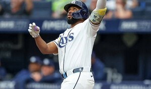 VIDEO | Junior Caminero logra su primer partido con tres cuadrangulares en victoria de Rays