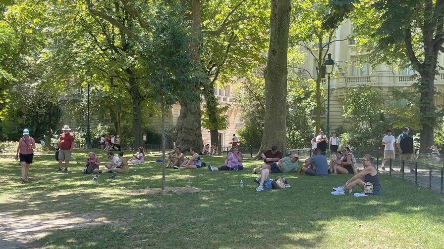 Par&iacute;s proh&iacute;be el consumo de alcohol a partir del viernes por la ola de calor