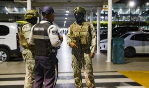 Polic&iacute;a desactiva bomba colocada ante unidad judicial de Ecuador