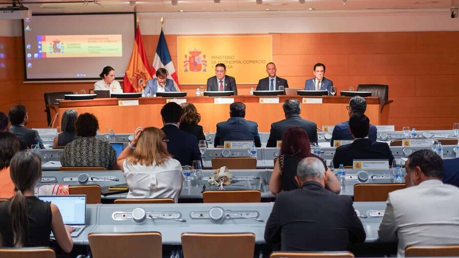 Sanz Lovat&oacute;n busca en Espa&ntilde;a inversionistas de semiconductores