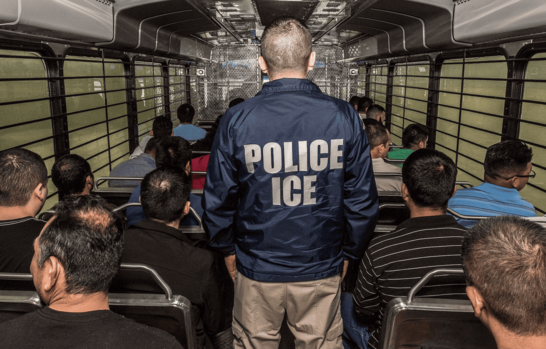Revelan que agentes de ICE no llevaban c&aacute;maras corporales en operativo donde muri&oacute; inmigrante