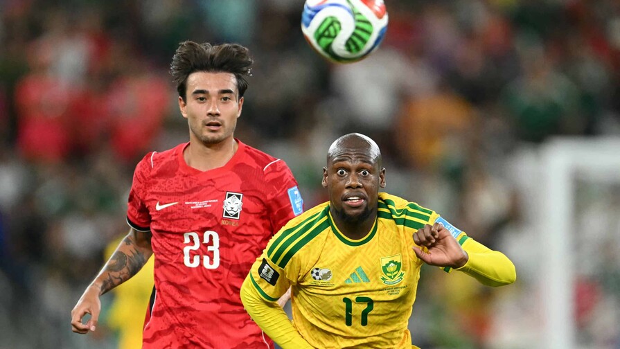 Sud&aacute;frica rompe pron&oacute;sticos en el Mundial y avanza segunda detr&aacute;s de M&eacute;xico