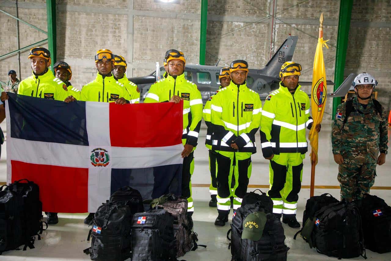 Equipo especializado de b&uacute;squeda y rescate en estructuras colapsadas que ir&aacute; a colaborar en Venezuela.