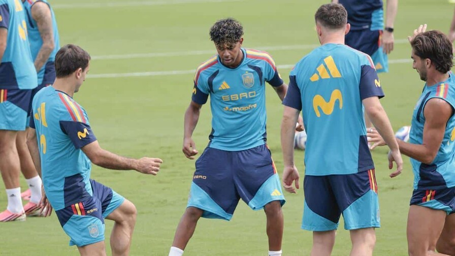 En Guadalajara este viernes, Uruguay se juega la vida en el Mundial ante una Espa&ntilde;a invicta