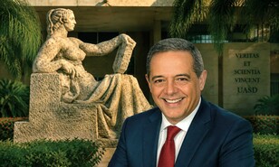Hatuey De Camps: el retrato que no se despide