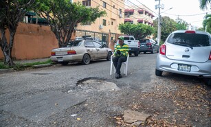 Hoyo en Zona Universitaria golpea el bolsillo de los conductores