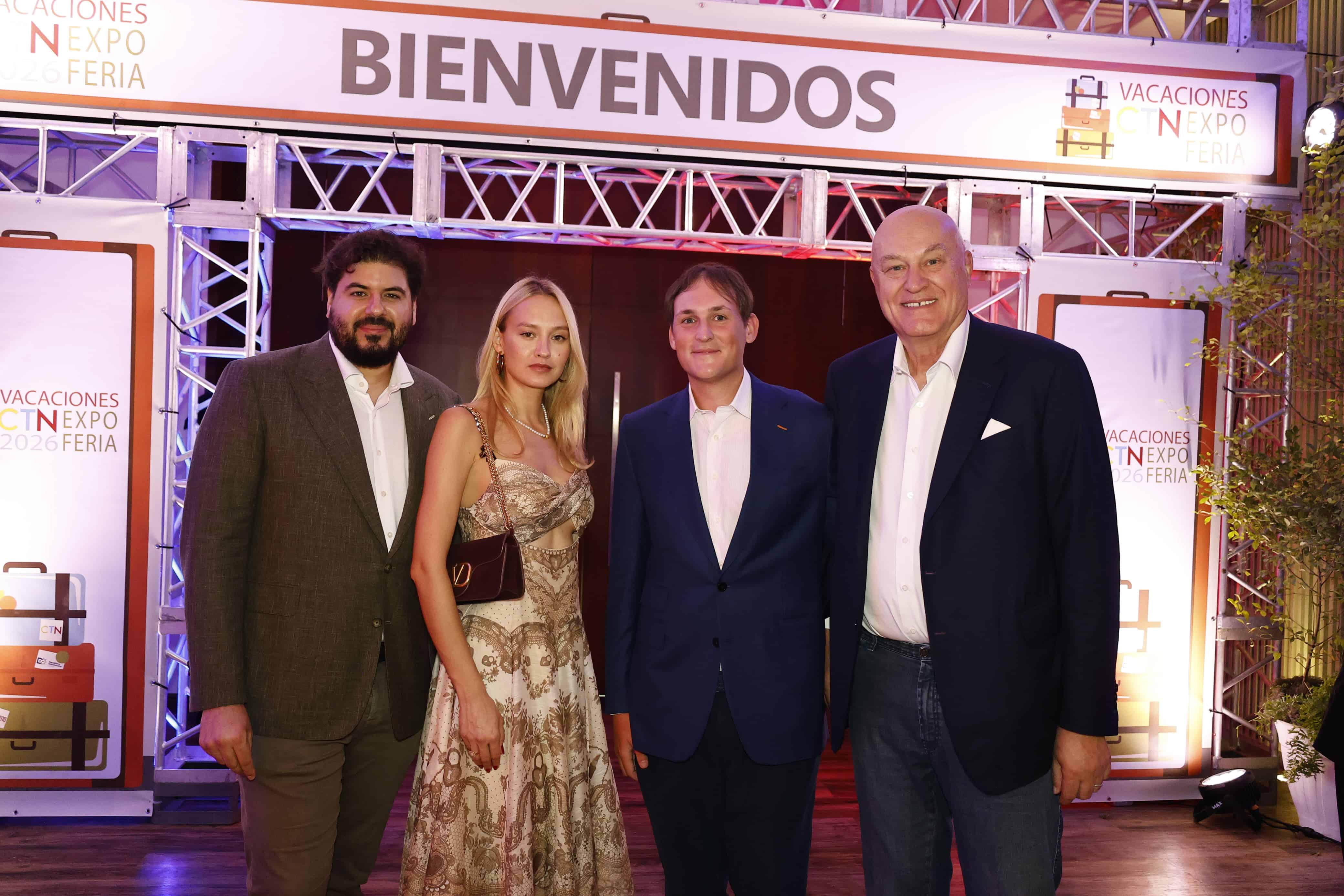Rafael Feliz, Helen Babic, Stefan Krstajic y Ljubo krstajic.