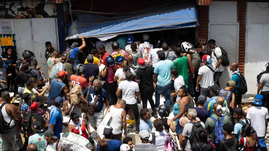 Saqueos y desesperaci&oacute;n marcan la emergencia en Venezuela tras los terremotos
