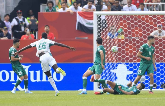 Senegal aplasta 5-0 a Irak y mantiene viva la esperanza de clasificar en el Mundial