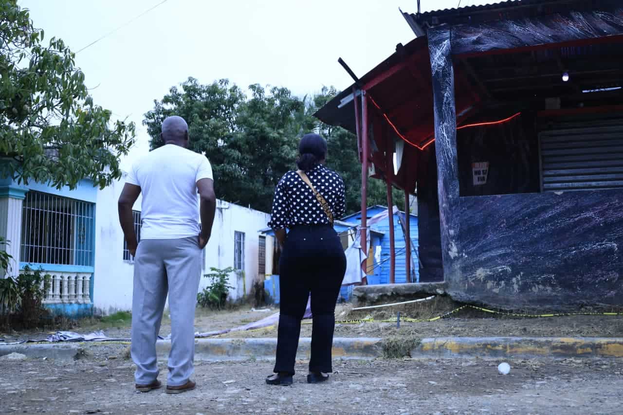 José Heredia, el padre de Santo en el lugar donde estuvo su hijo antes de perder la vida.