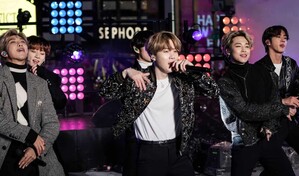 BTS hace historia en Espa&ntilde;a con un multitudinario debut en el estadio Metropolitano