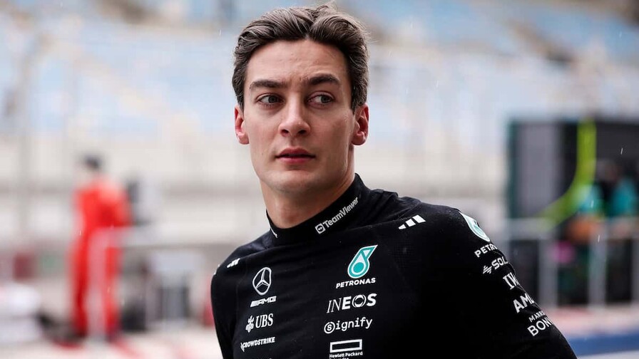 Russell doblega a los Ferrari para quedarse con la pole en Austria