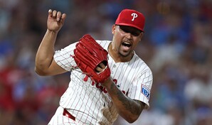 Jhoan Dur&aacute;n salva su n&uacute;mero 20 en triunfo 2-1 de Filis sobre Mets; Juan Soto de 4-0